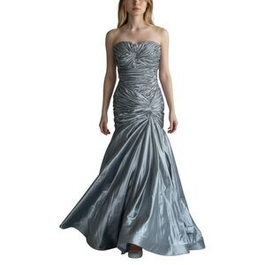 Pronovias Nicela Metallic Taffeta Strapless Gray Evening Gown NWOT US 10